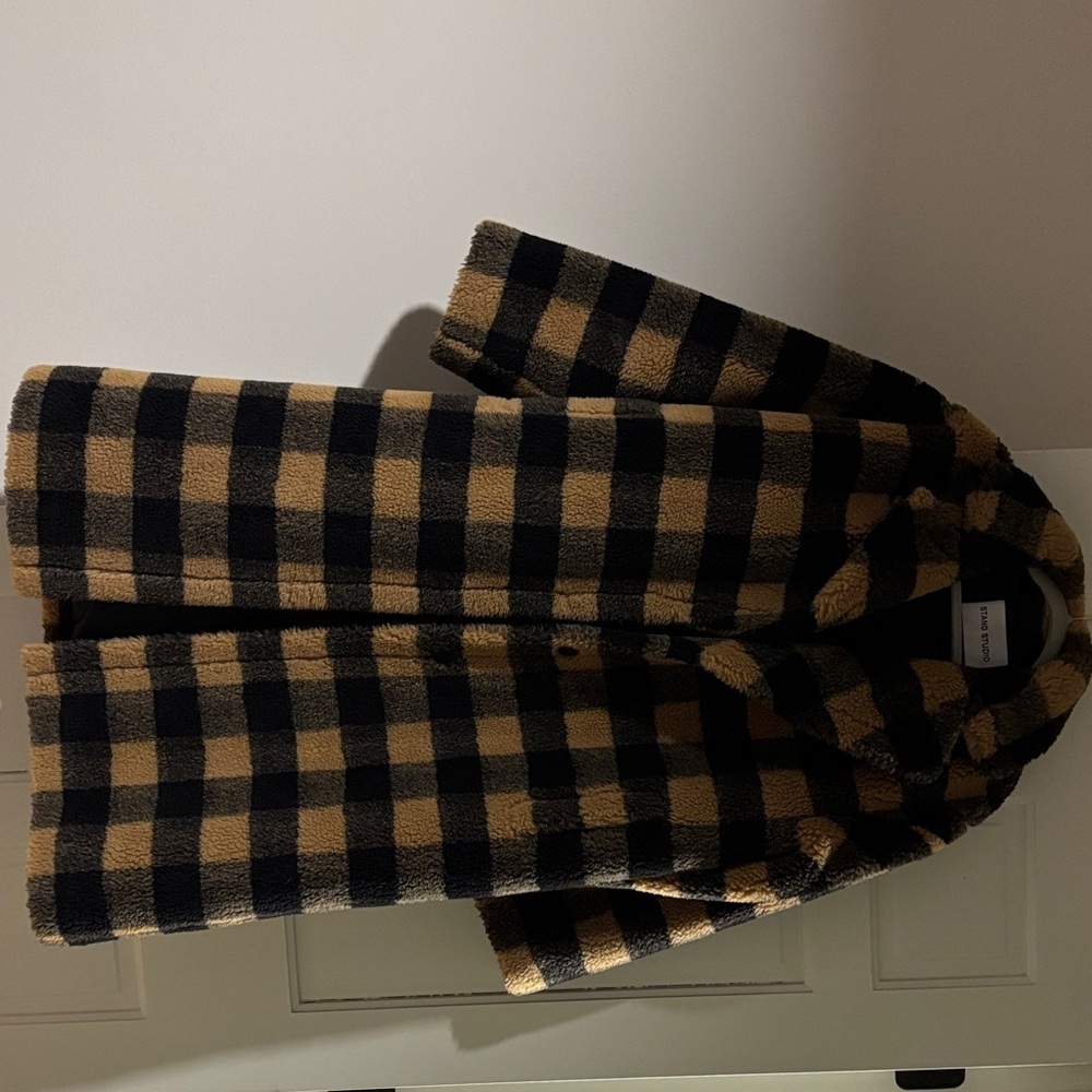 STAND STUDIO Faux Fur Teddy Maria Coat - Picture 2 of 16